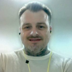 Meet your Posher, Daniel